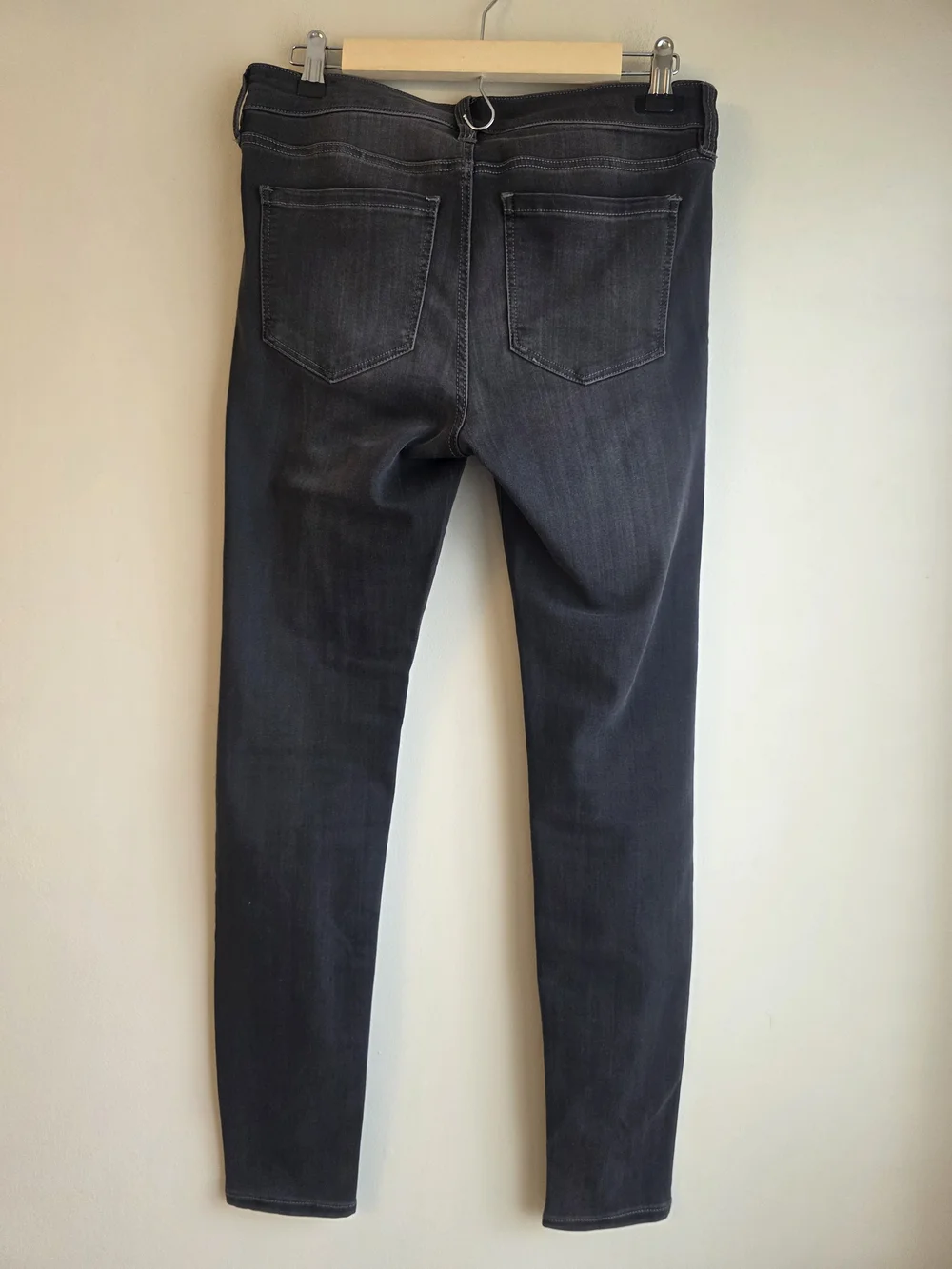 NWT Liverpool Kaylee Skinny Jeans Gray Meteorite Wash Size 6/28